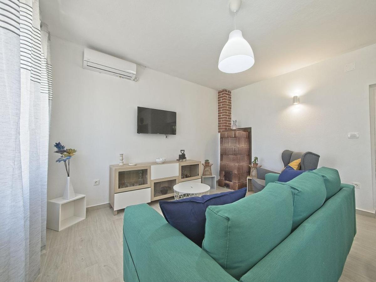 Apartman Nikica Postira Extérieur photo