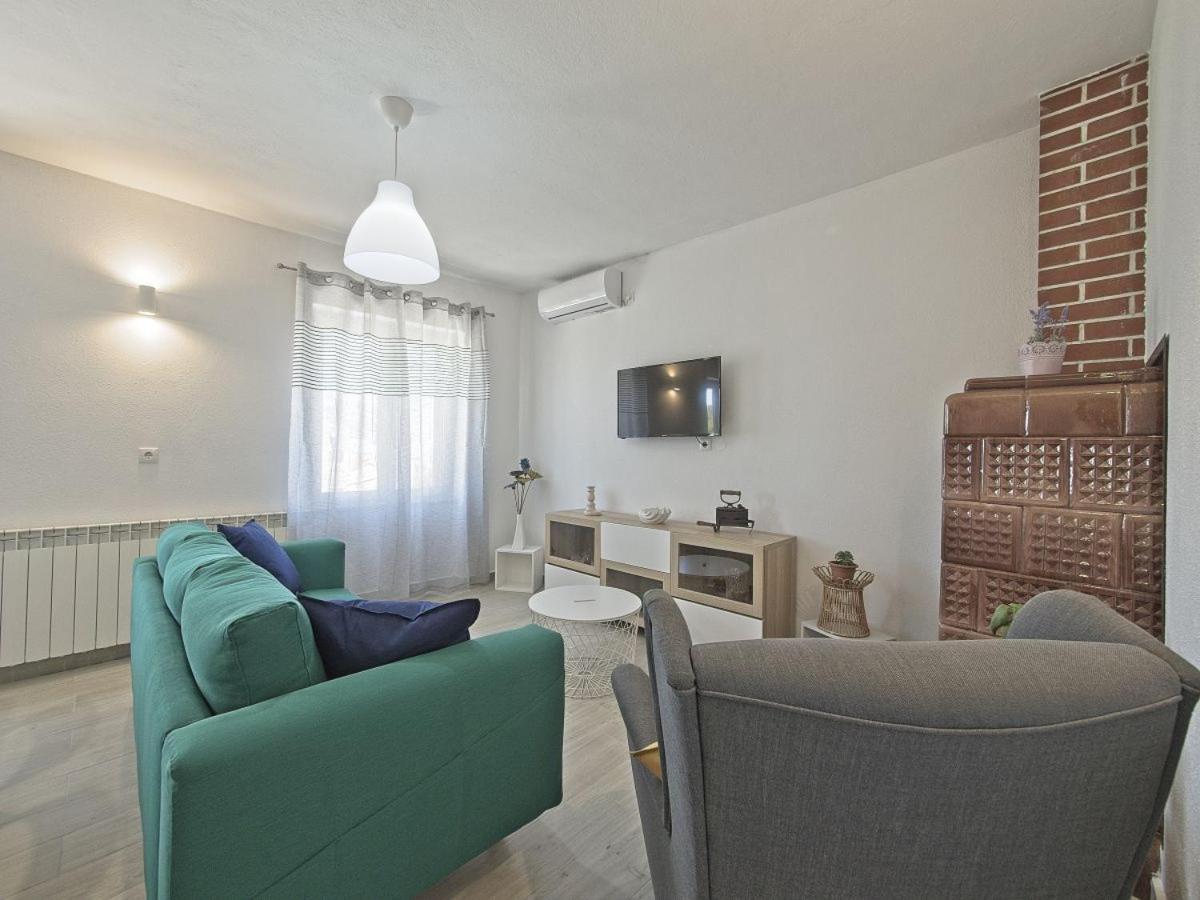 Apartman Nikica Postira Extérieur photo