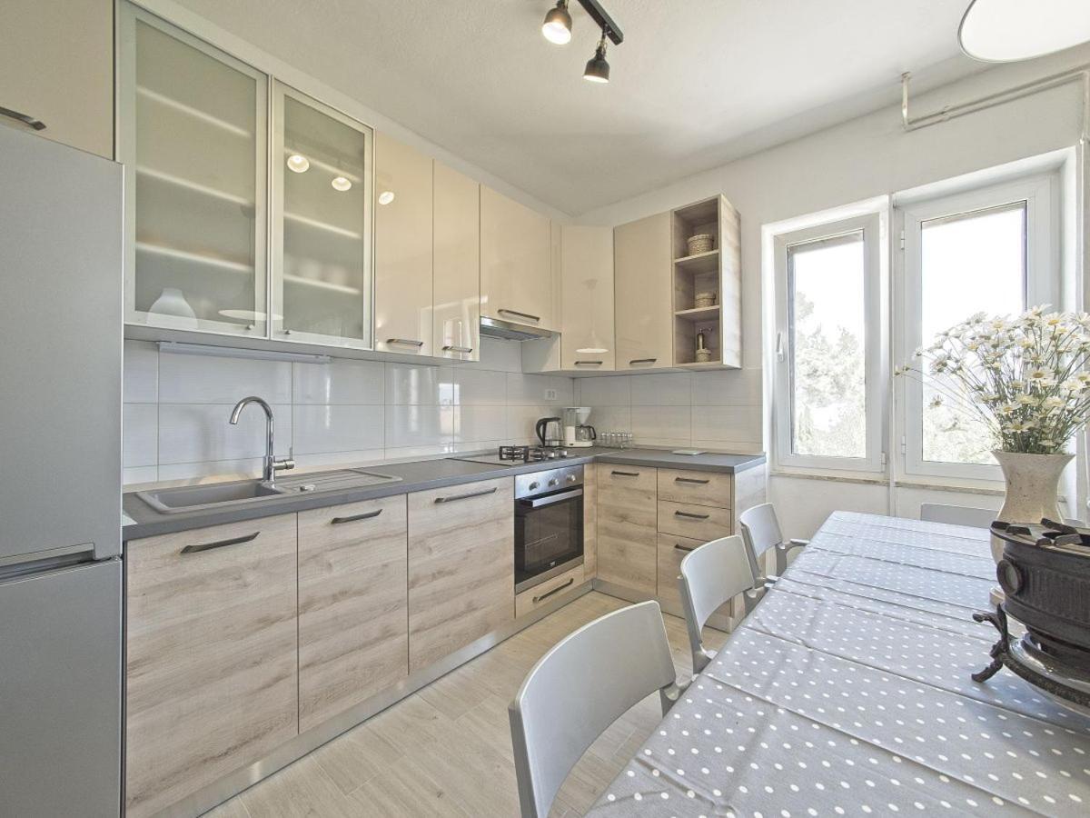 Apartman Nikica Postira Extérieur photo